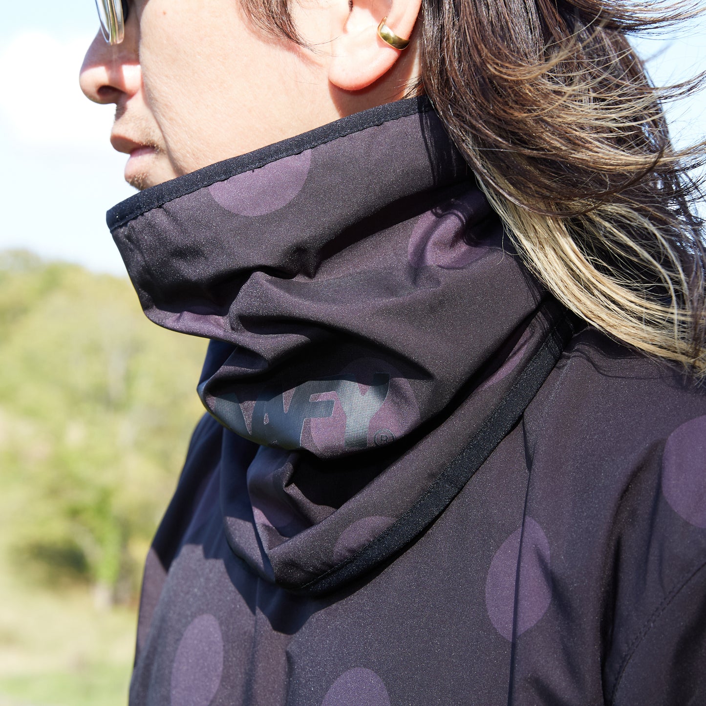 NECK WARMER
