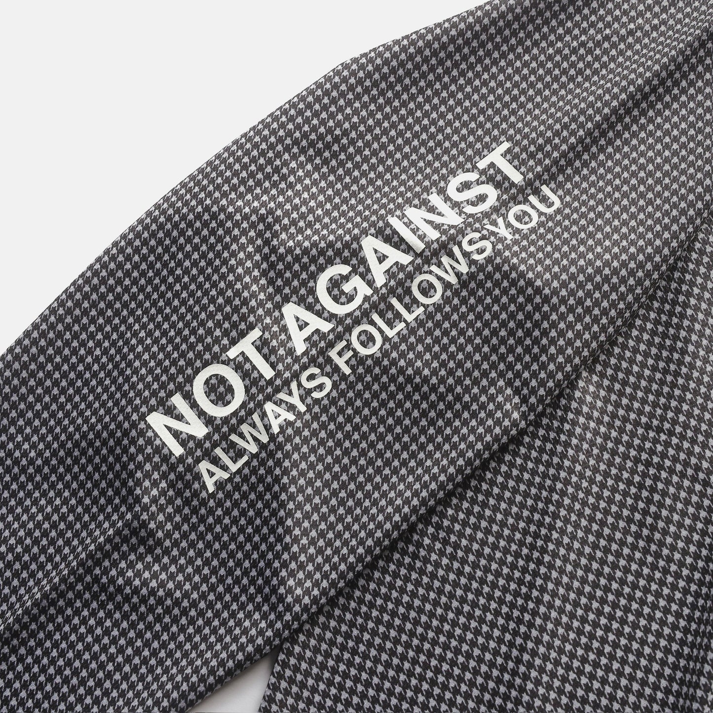Houndstooth L/S MOCKNECK