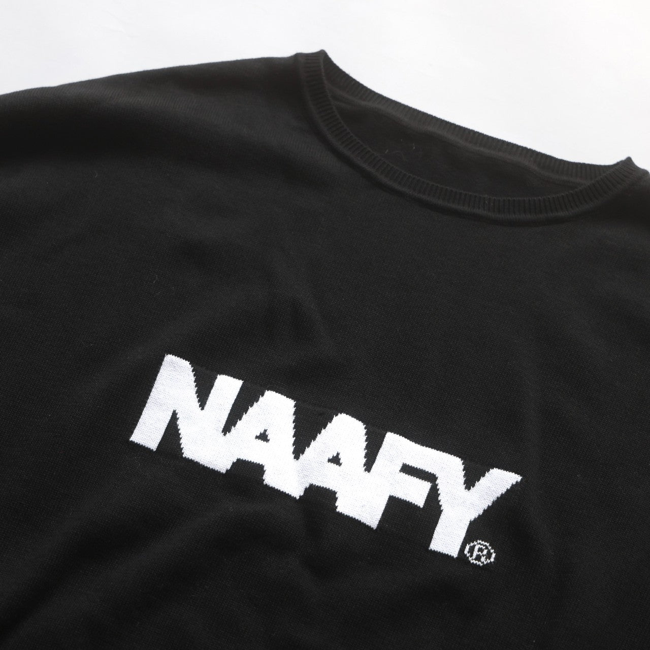 CREWNECK KNIT