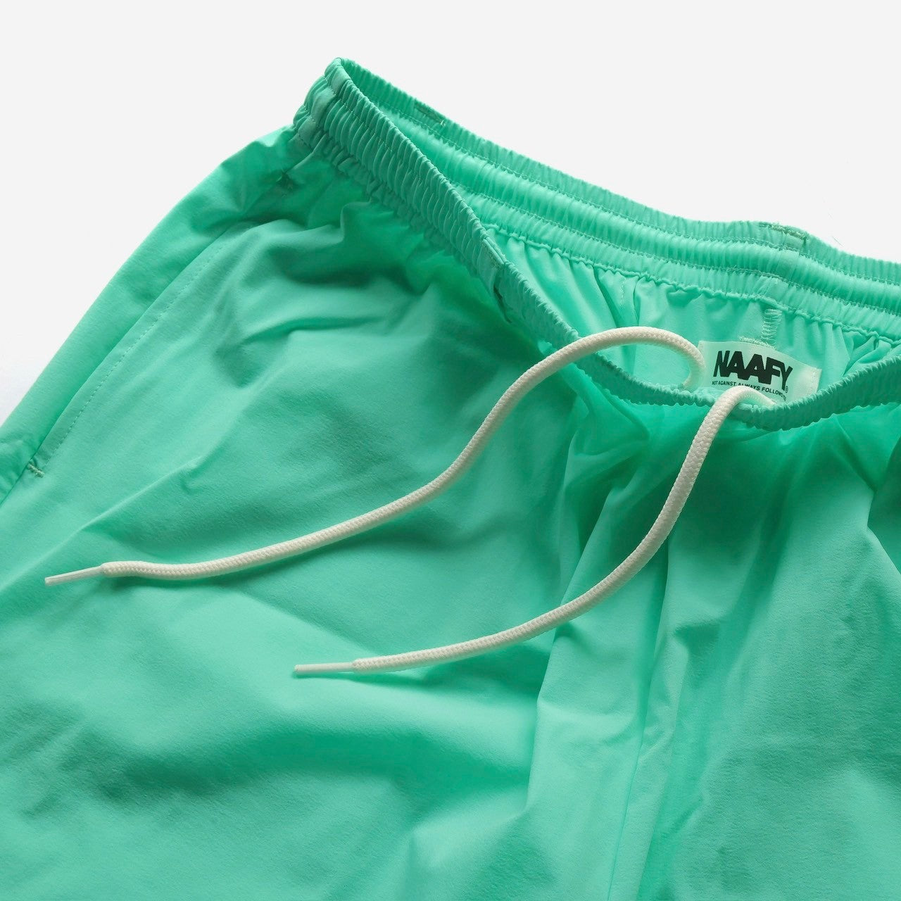 NYLON SHORTS 2 - GREEN