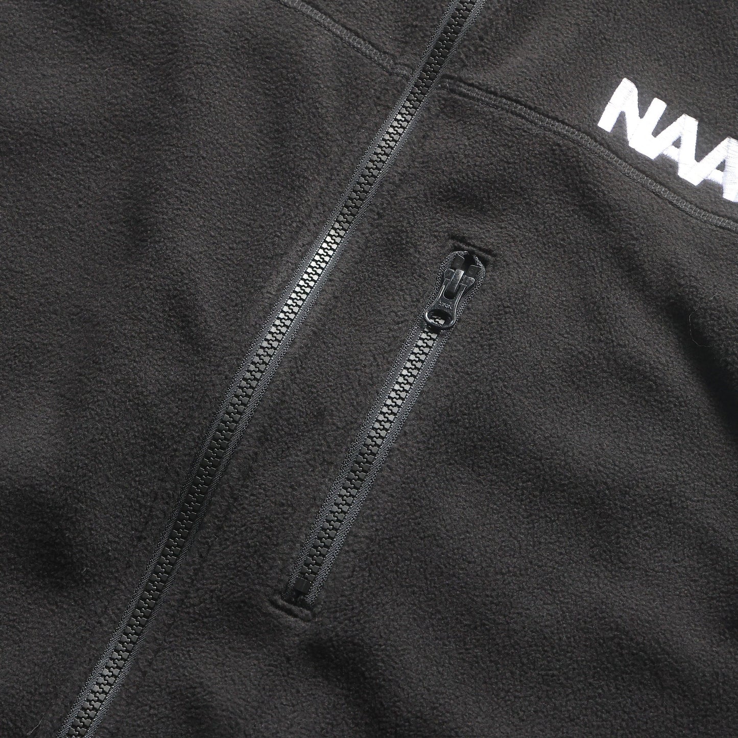 FLEECE VEST