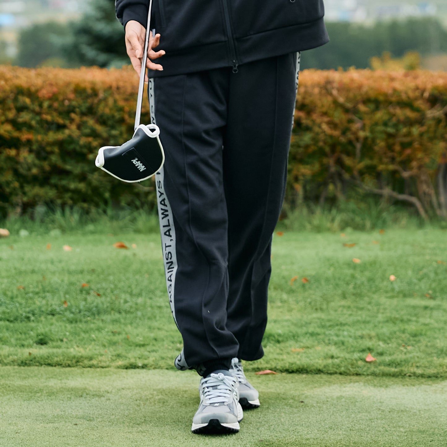 LINE TRACK PANT