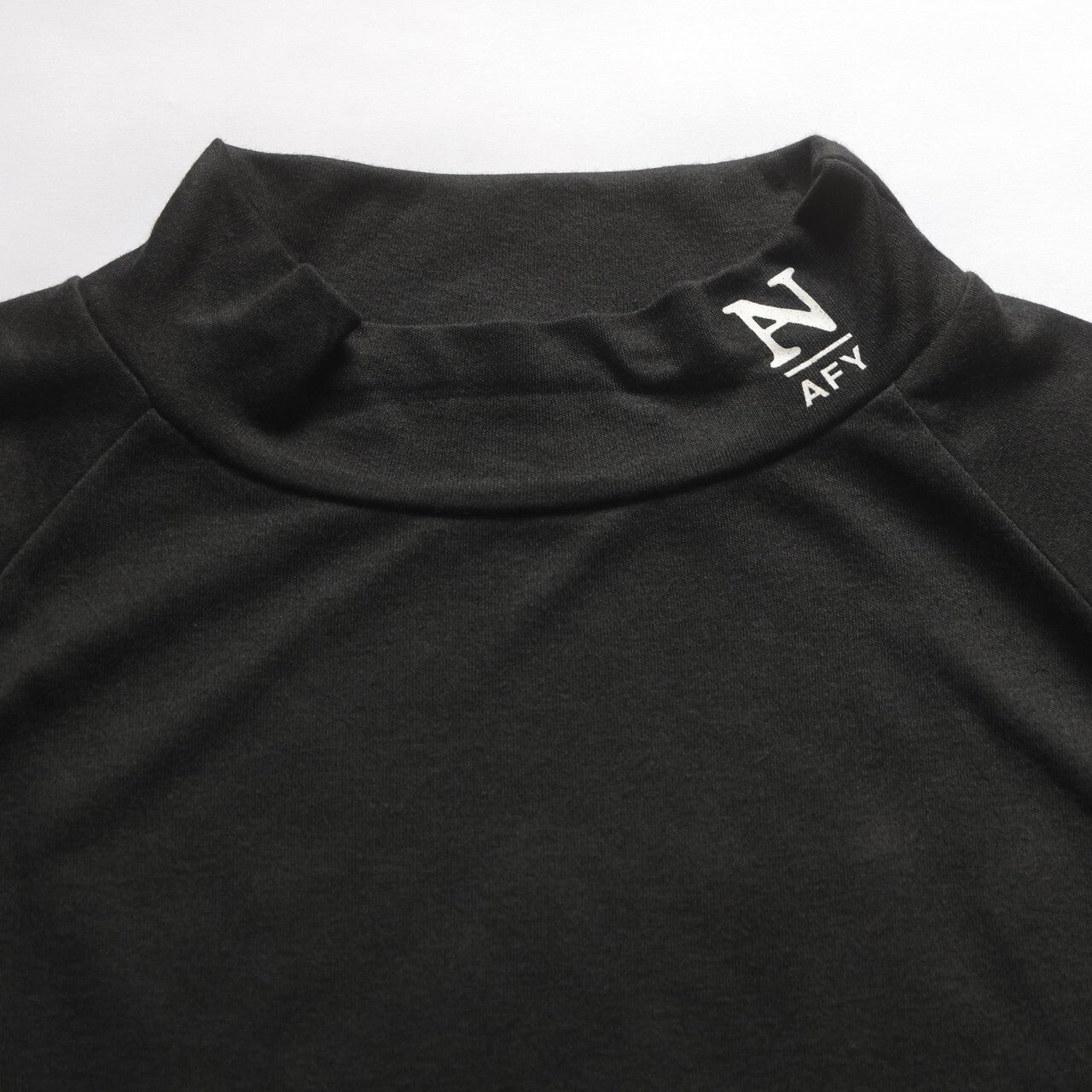 "NAFY" S/S MOCKNECK