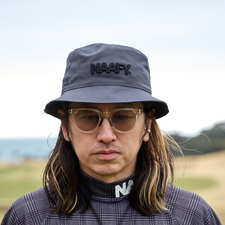 NEWERA® REVERSIBLE BUCKET HAT