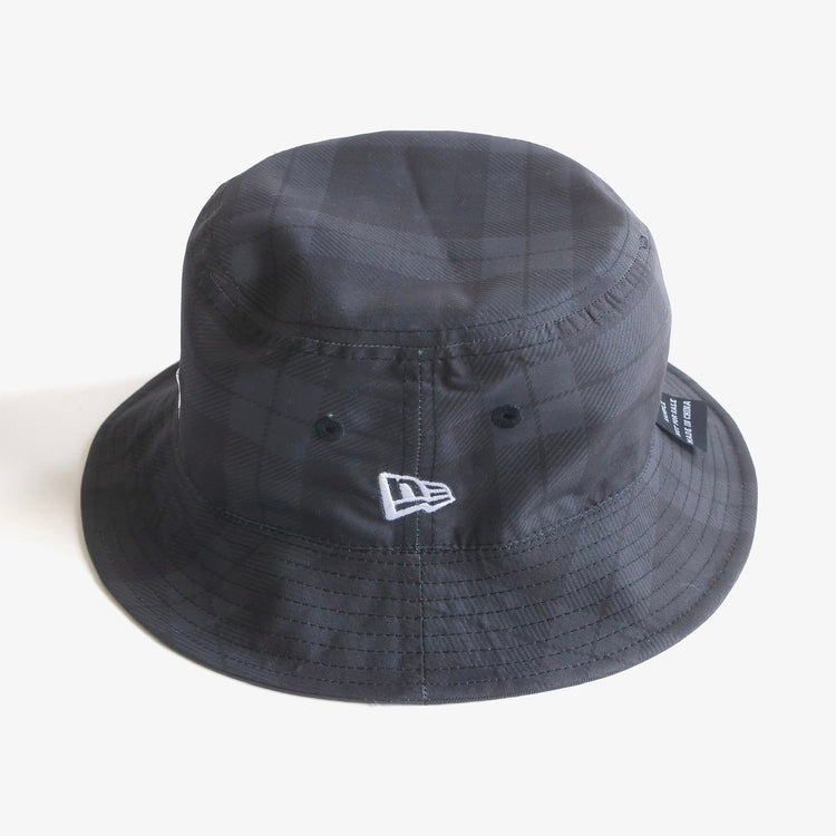 NEWERA® REVERSIBLE BUCKET HAT