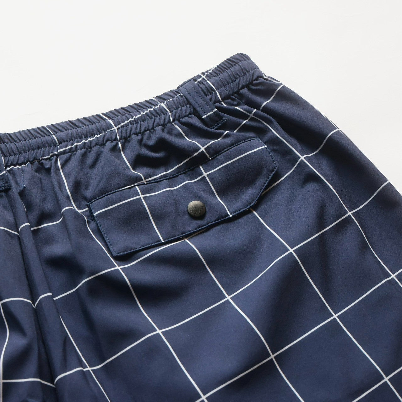 WINDOWPANE CHECK NYLON SHORTS