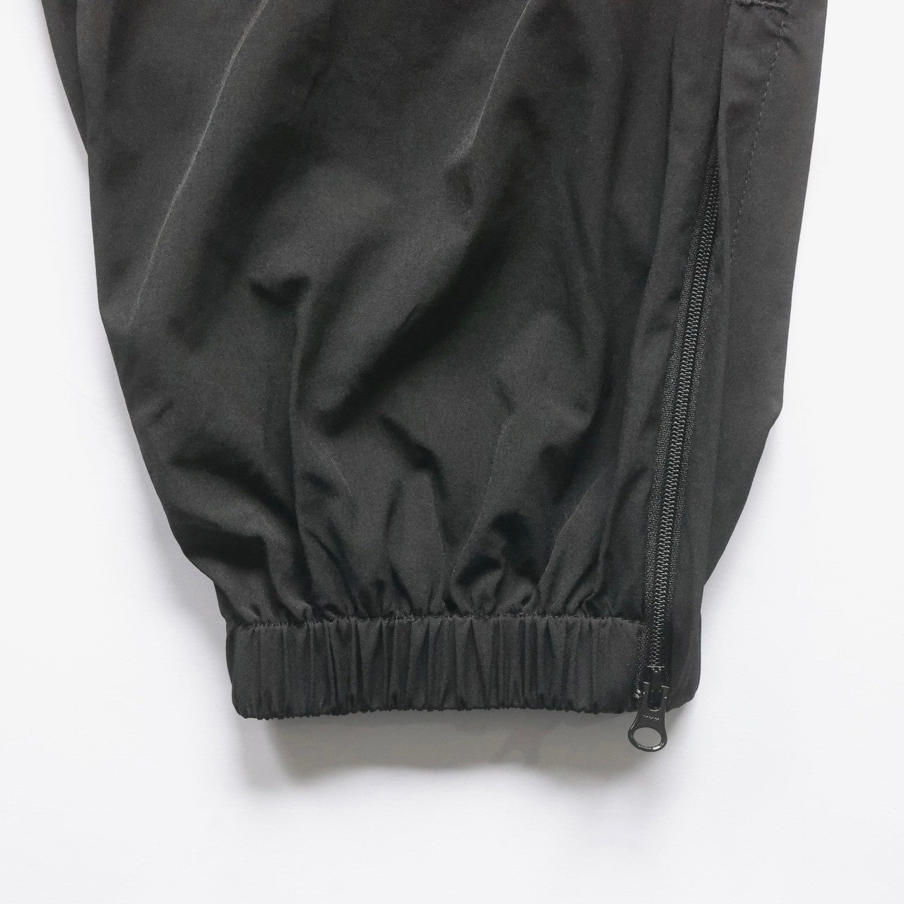 WINDBREAKER PANT 2