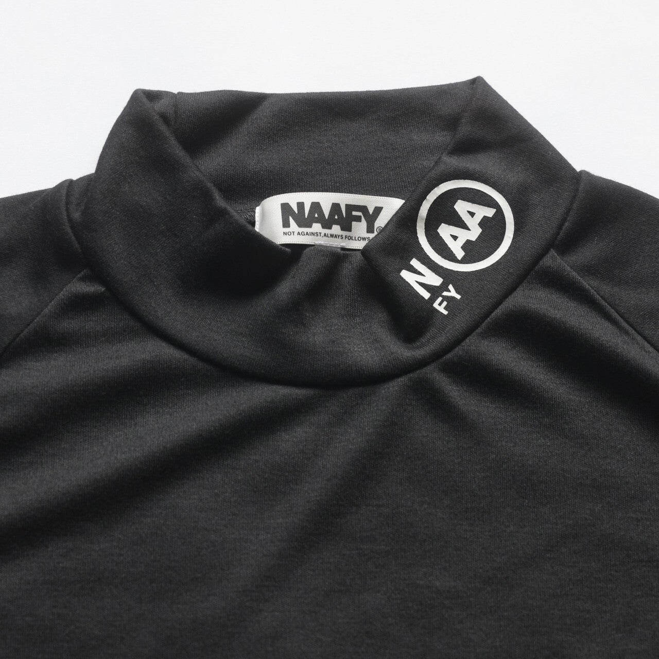 "AA" S/S MOCKNECK